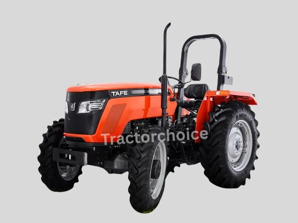 TAFE 4615 4WD Tractor Image