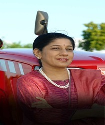 मल्लिका श्रीनिवासन: भारत की ट्रैक्टर रानी
